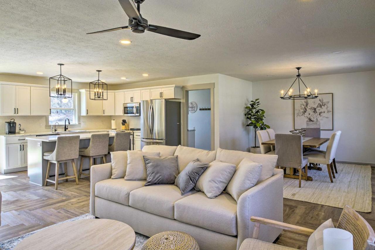 Villa Retreat With Deck About 9 Mi To Downtown Springfield à Ozark Extérieur photo